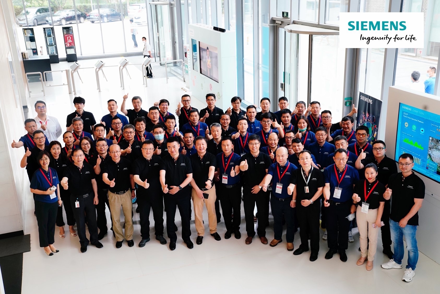 西門子培訓圖片.jpg 西門子培訓圖片.jpg